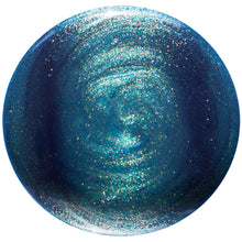 Load image into Gallery viewer, Evo Colour Mignon
DESCRIPTION
Reminiscent of the northern lights. A green/blue holographic shade. Use magnet to lift and lighten the pigment
Bleu vert effect holographique, rappelle 